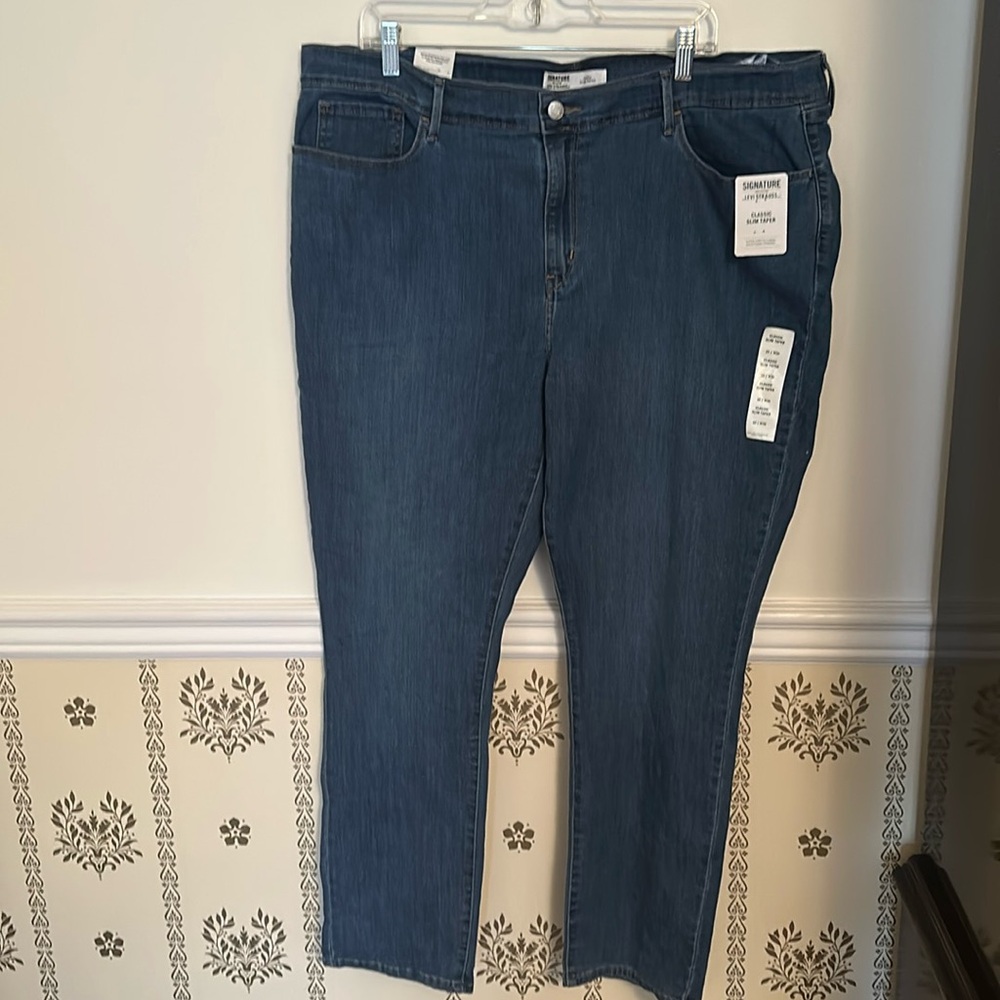 NWT Levi’s Classic Slim Taper 22/W36 Signature Gold Super Stretch Fabric Comfort